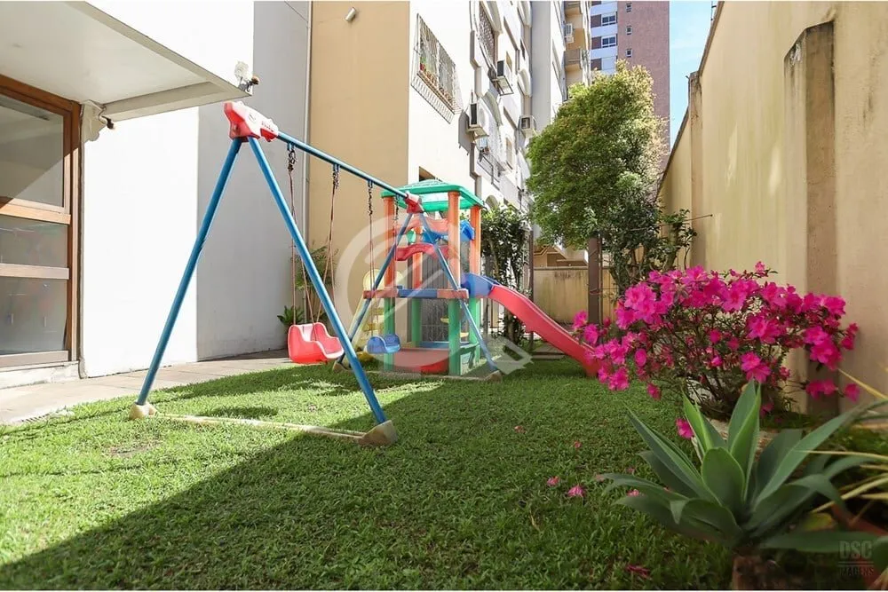 Imagem Bem vindos ao seu futuro lar, este apartamento de 2 dormitórios, foi cuidadosamente reformado para ...