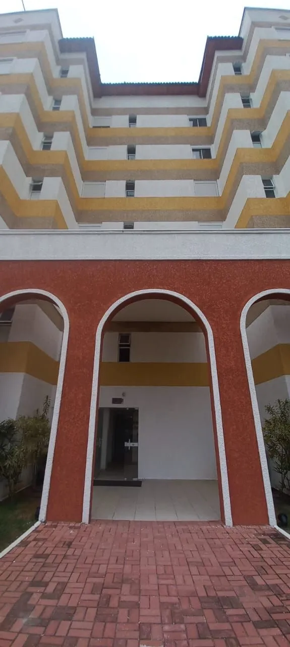 Imagem Apartamento à venda, no condomínio Reserva Anáua todo com piso porcelanato e armário na cozinha