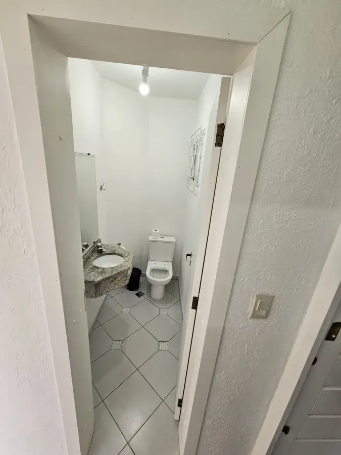 Imagem Sobrado com 3 Quartos à Venda, 151 m² em Boa Vista - Curitiba