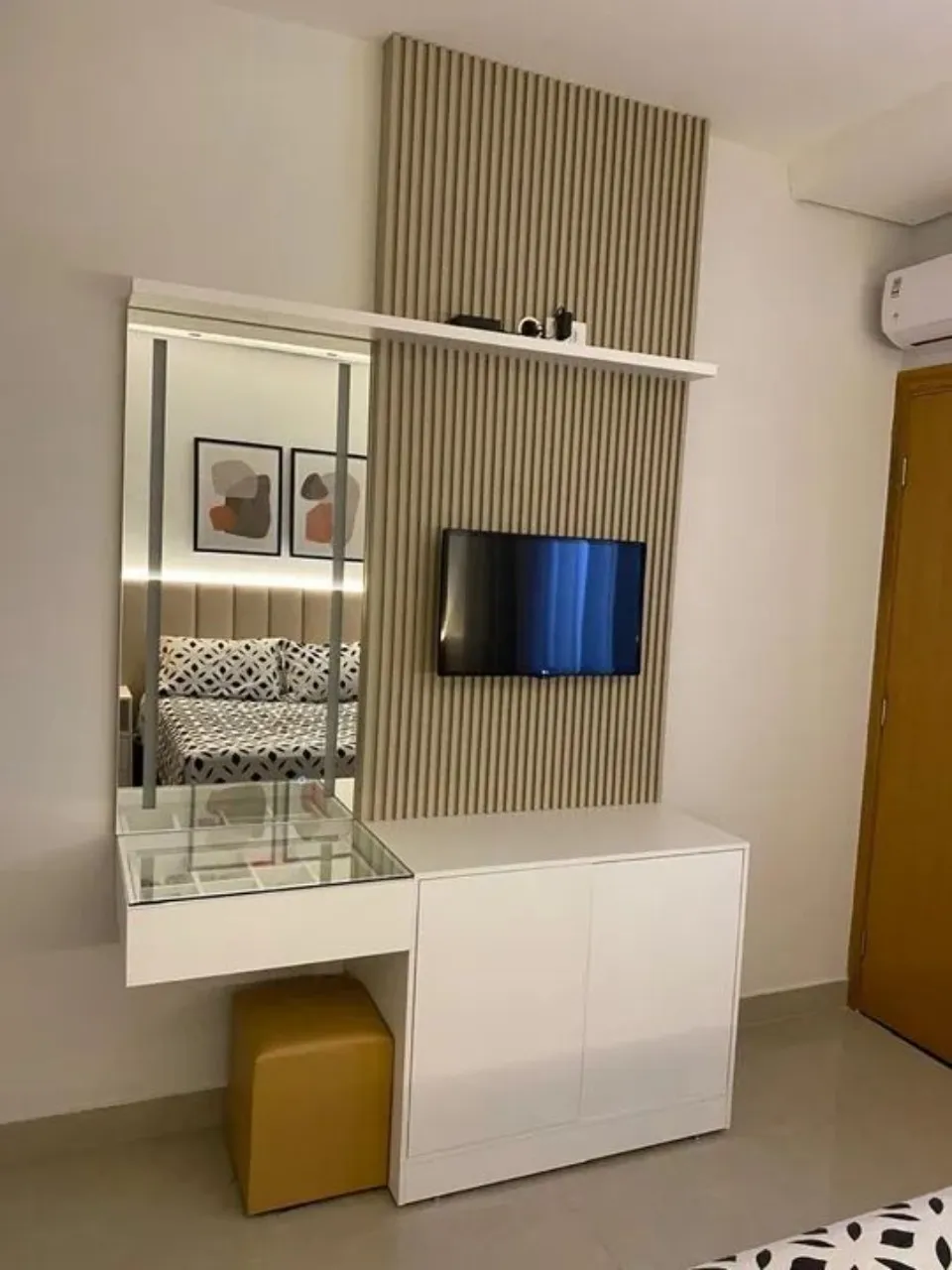 Imagem Casa em Condomínio à Venda em Sorocaba-SP - Jardim Residencial Villagio Ipanema I: 3 Quartos, 1 Suíte, 1 Sala, 2 Banheiros, 2 Vagas, 95m²