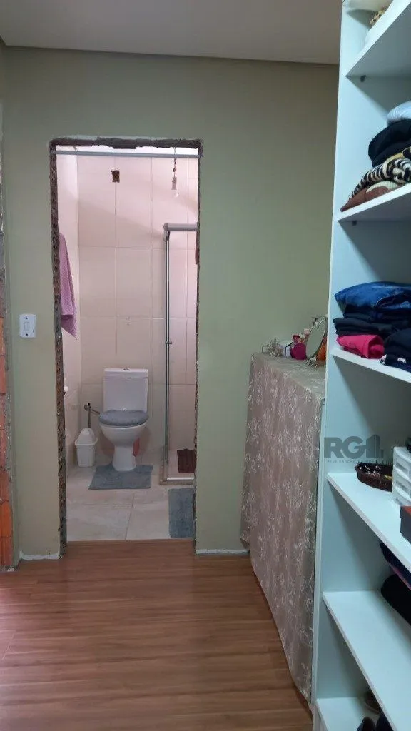 Imagem Casa com 4 dormitórios no bairro Vila Nova