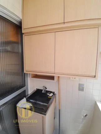 Imagem Apartamento com renda à venda, com 1 dormitório e 1 vaga. Cambuci.