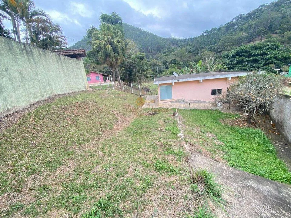 Imagem Casa para Venda em Teresópolis / RJ no bairro Pessegueiros