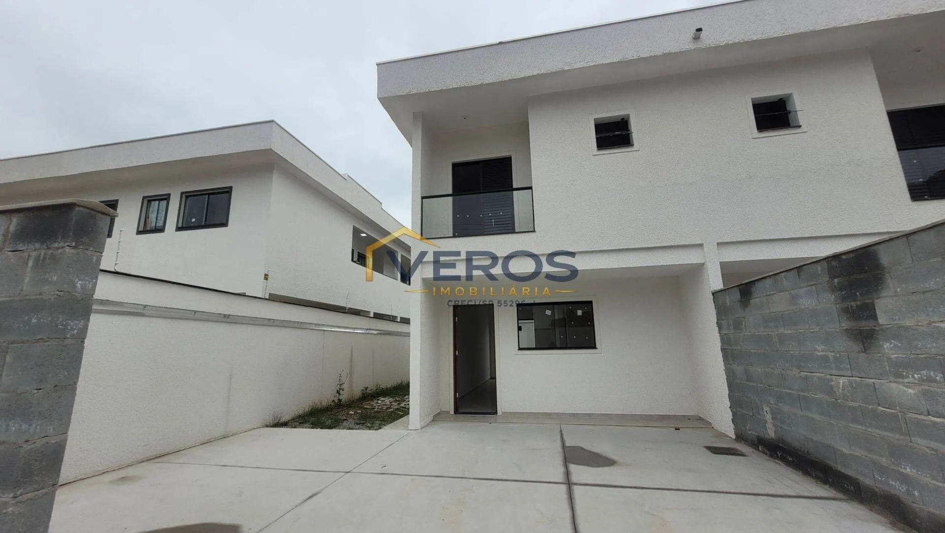 Imagem Casa a venda com Quintal e 02 Suítes Massaguaçu Caraguatatuba