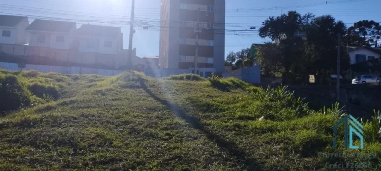 Imagem (PERMUTA) Terreno em ótima localização próximo a Bancos e comércio no Tingui/Bacacheri em Curitiba PR