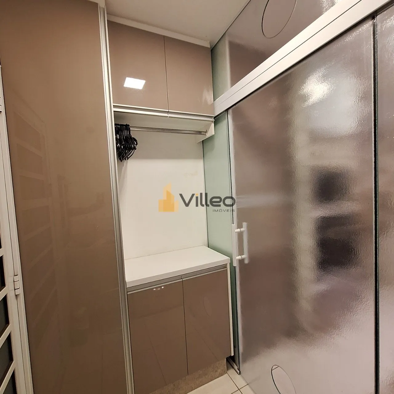 Imagem Viva com conforto, estilo e praticidade neste lindo apartamento de 90 m², localizado no renomado Co...