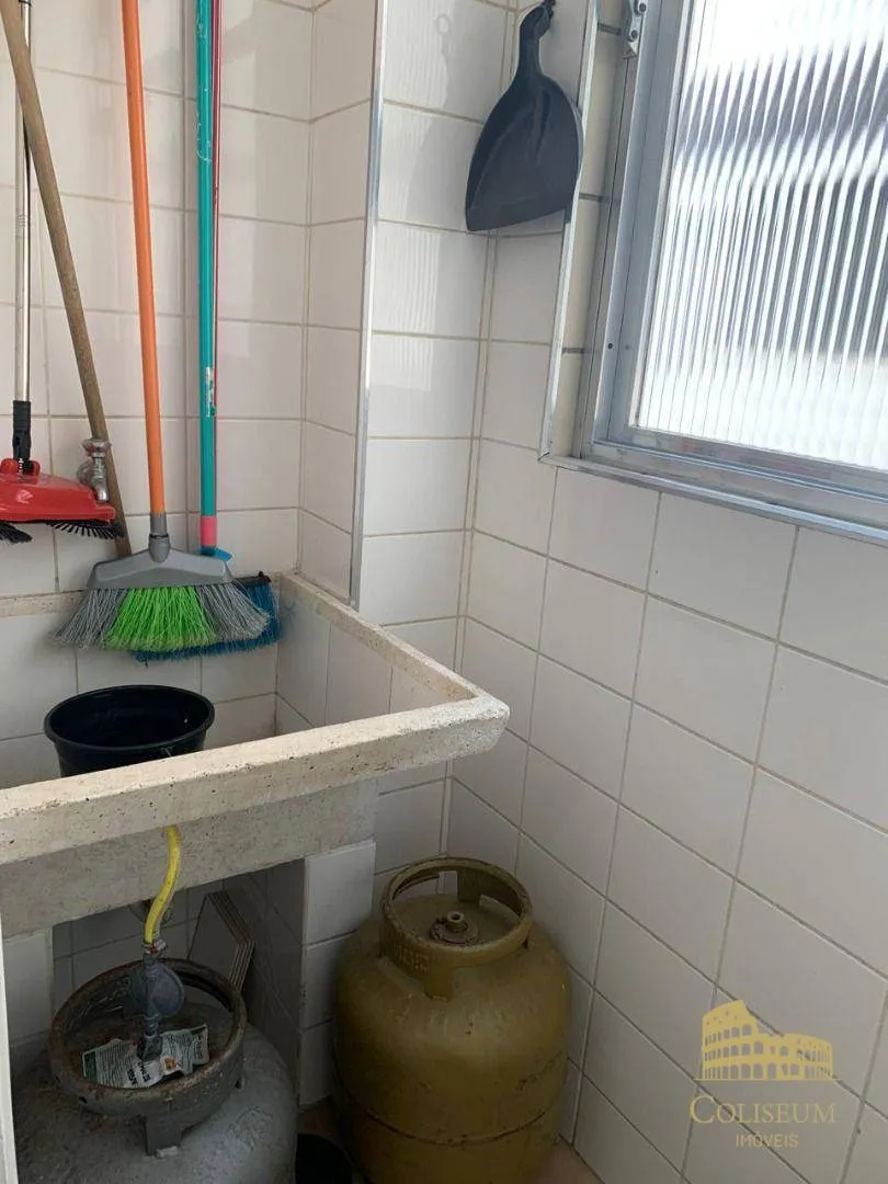 Imagem Apartamento com 2 dormitórios à venda, 55 m² por R$ 335.000,00 - Boqueirão - Praia Grande/SP