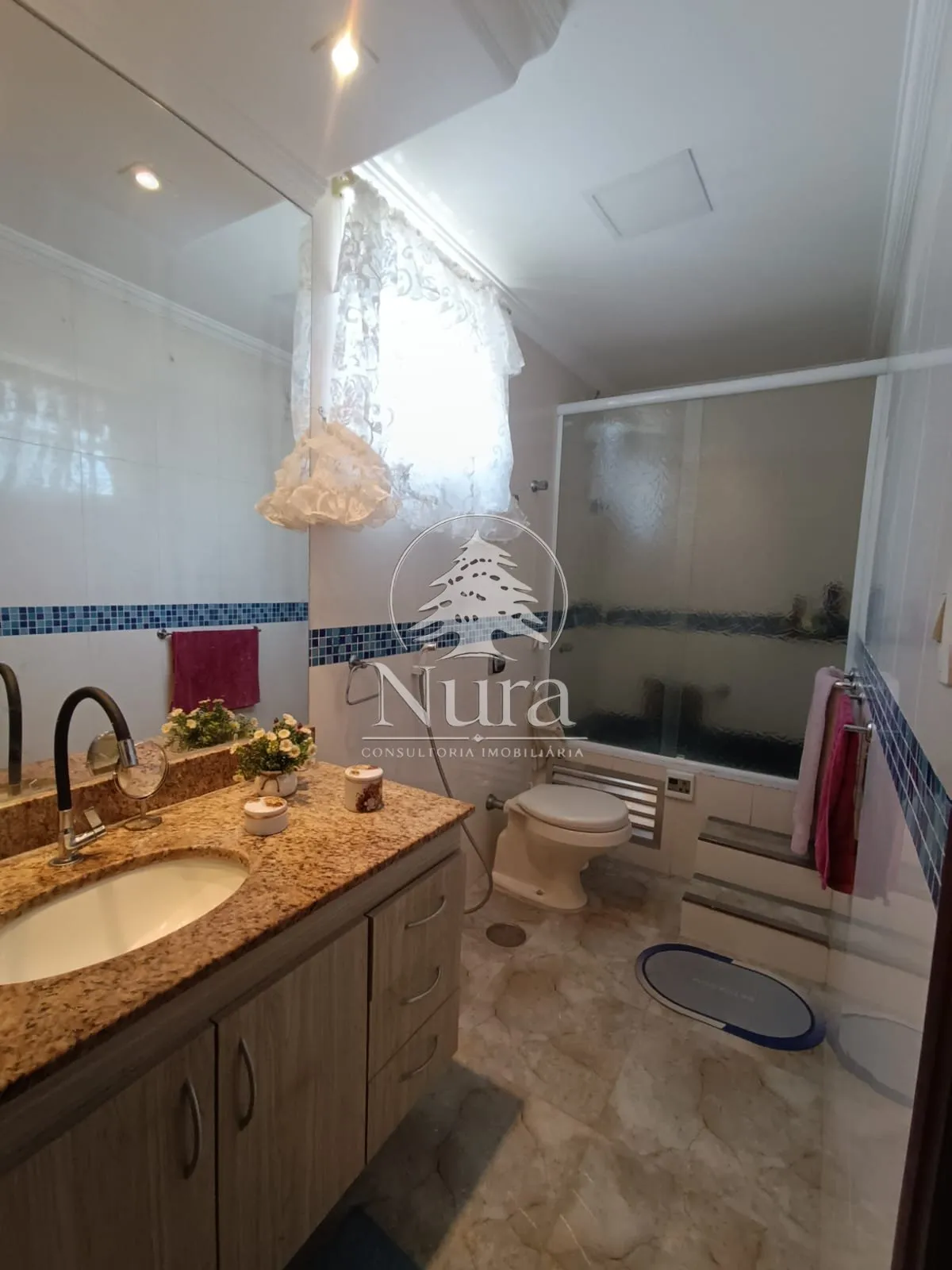 Imagem Apartamento de 4 quartos, 142m² no bairro Boqueirão, em Santos
