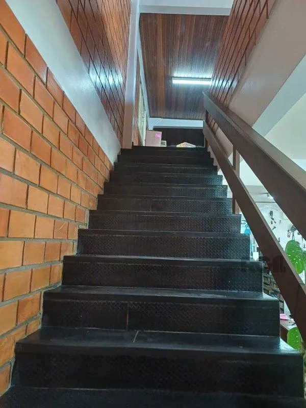 Imagem Pavilhão em Jardim Floresta