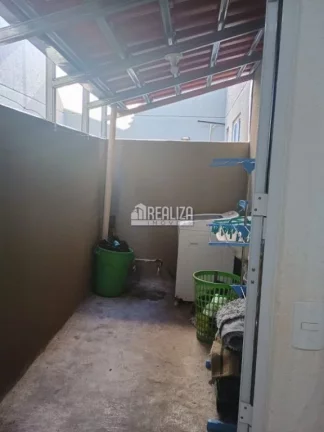 Imagem Apartamento à venda no Condomínio Vila Vic Bilbao, em Uberaba - 2 dormitórios, garagem e muito mais!