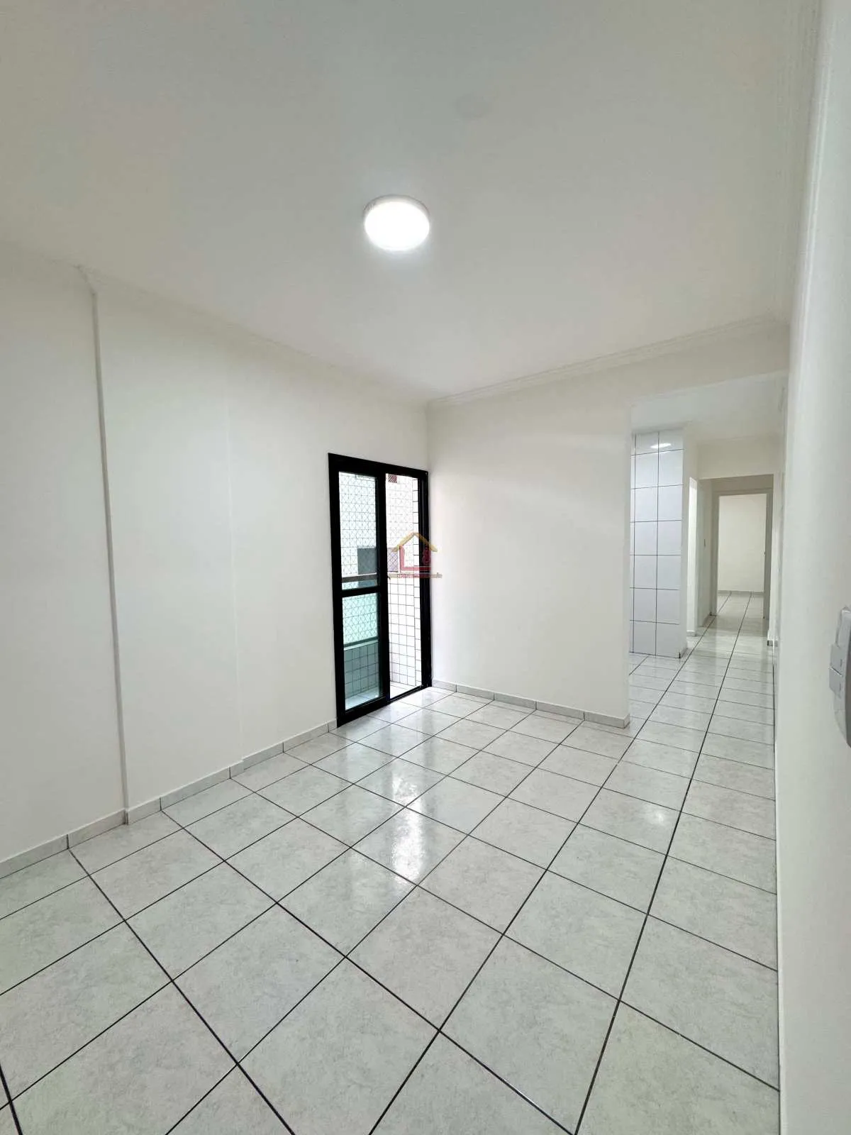 Imagem Apartamento à venda em Praia Grande, Guilhermina, com 1 quarto, 45m2