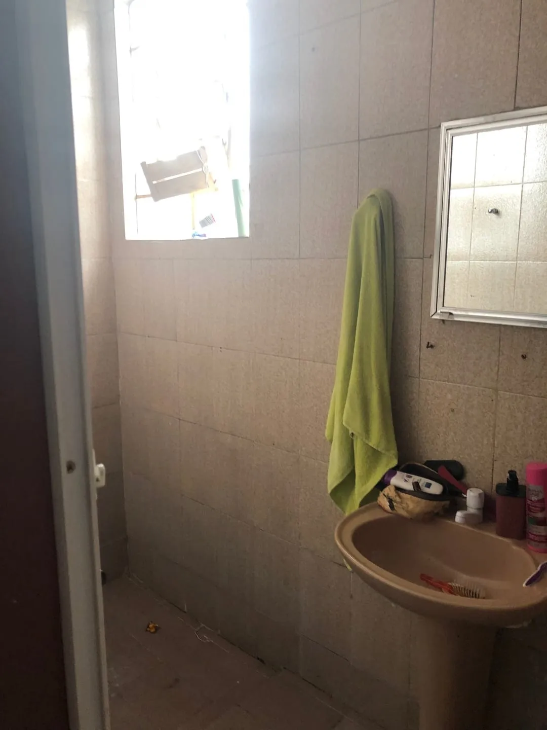 Imagem Casa à venda 3 Quartos, 2 Vagas, 376M², Jardim Cristina, Pindamonhangaba - SP