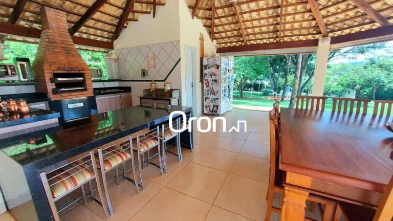 Imagem Sobrado mobiliado com 4 dormitórios à venda, 500 m² por R$ 4.200.000 - Residencial Aldeia do Vale - Goiânia/GO