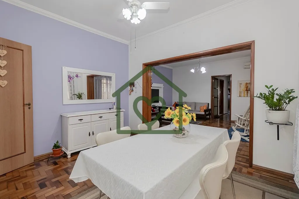 Imagem Descubra o encanto deste apartamento para venda, localizado em uma das regiões mais vibrantes de Po...