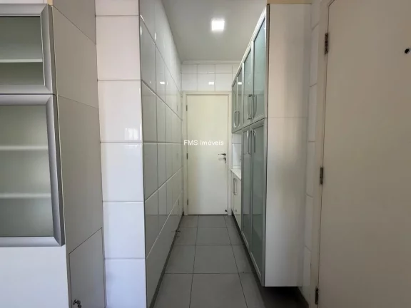 Imagem Apartamento no Campo Belo com 3 quartos, 3 suítes, 155m²