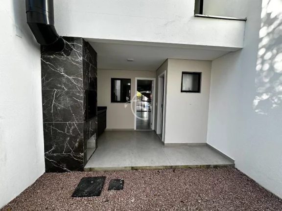 Imagem Casa Geminada à venda no Bairro Santo Antônio, por 650 mil