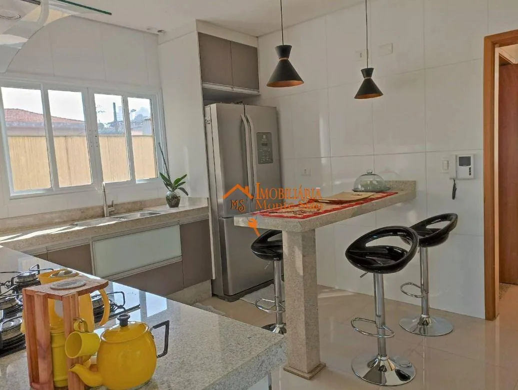 Imagem Sobrado com 3 dormitórios à venda, 174 m² por R$ 1.390.000,00 - Jardim Vila Galvão - Guarulhos/SP