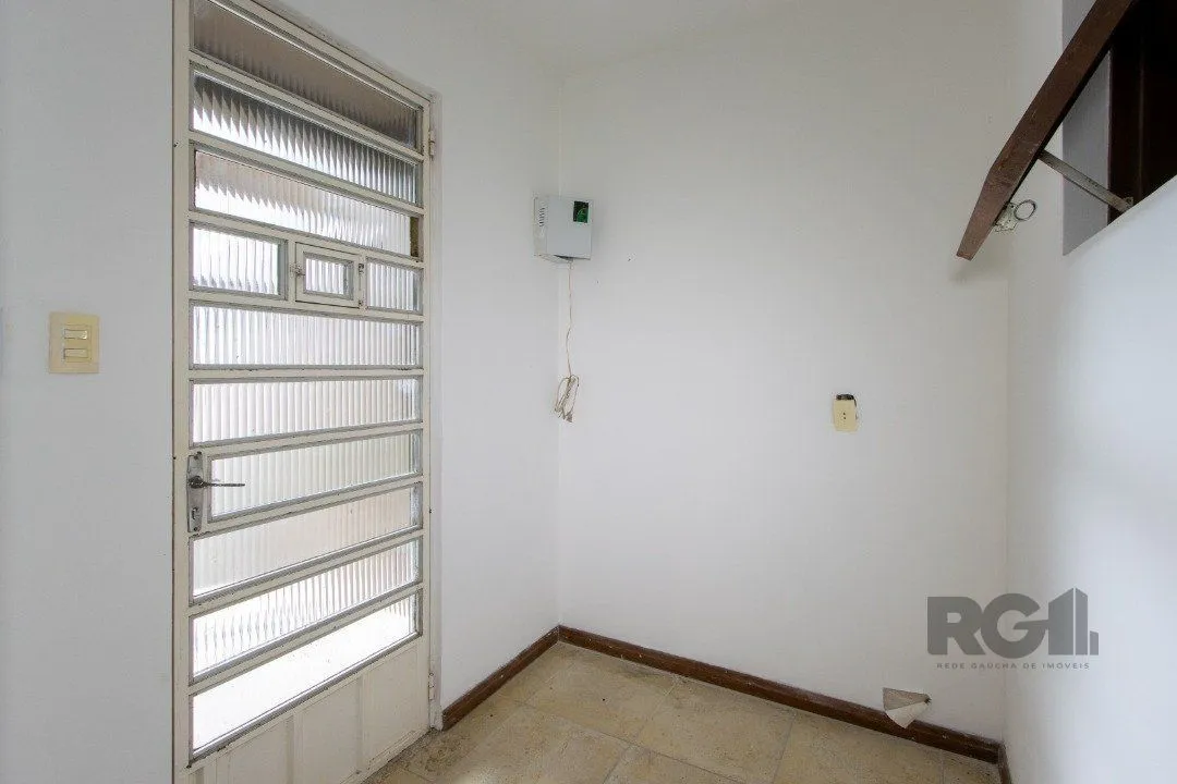 Imagem Casa de 3 dormitórios no Jardim Isabel com vista para o Guaíba.