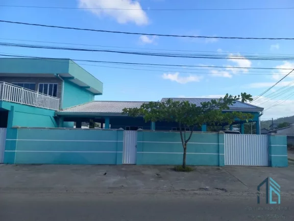 Imagem (PERMUTA) Casa 05 quartos c/suíte, piscina, Balneário Riviera em Matinho PR