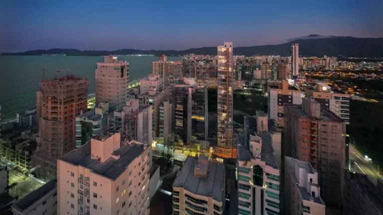 Imagem APARTAMENTO RESIDENCIAL em Itapema - SC, Meia Praia