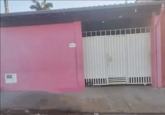 Imagem Casa à venda 2 Quartos, 195M², Parque São Domingos, Pindamonhangaba - SP
