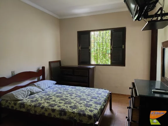 Imagem Linda casa +edícula próximo a praia