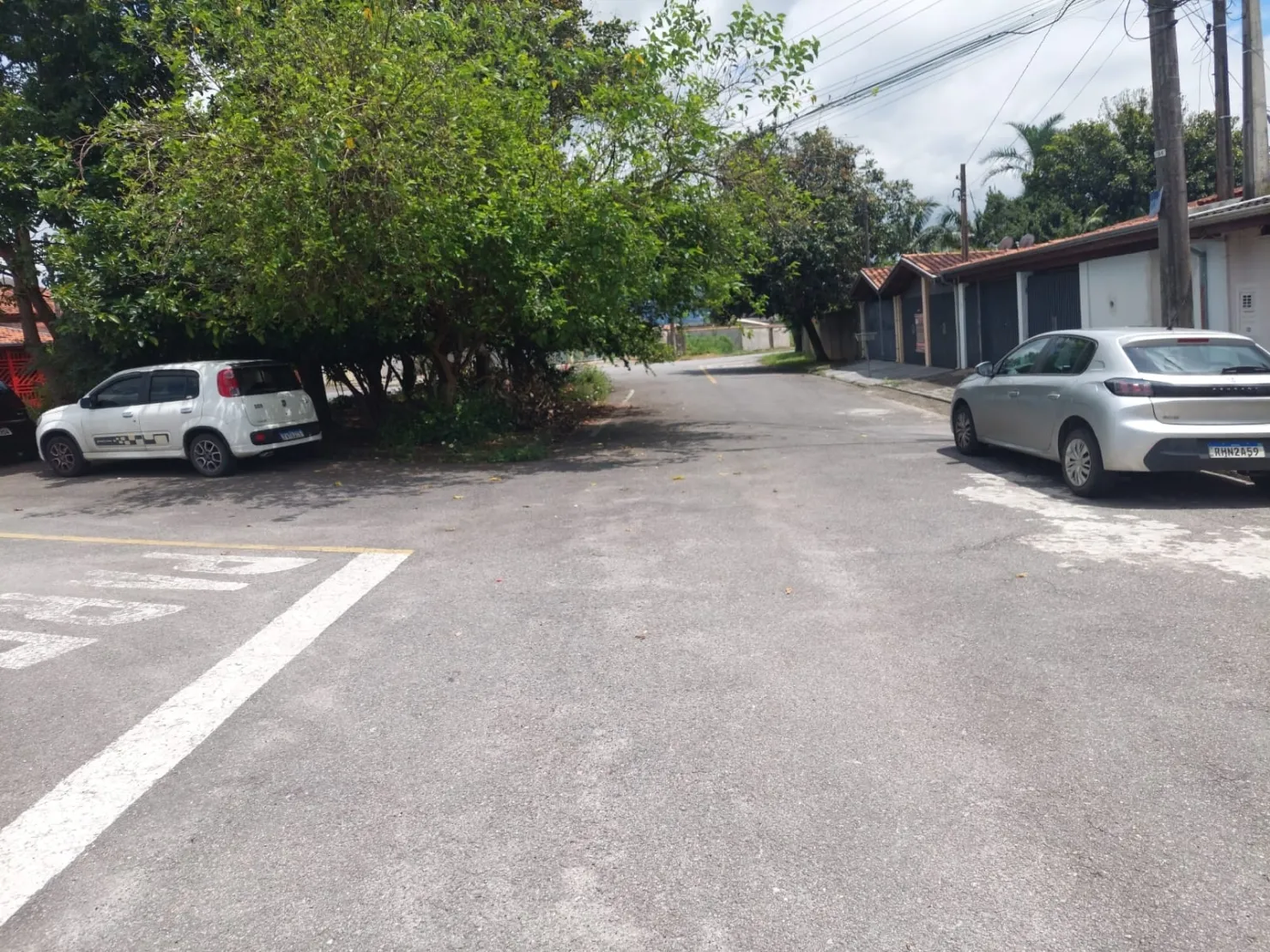 Imagem Casa à venda 3 Quartos, 3 Vagas, 250M², Residencial Mombaça, Pindamonhangaba - SP