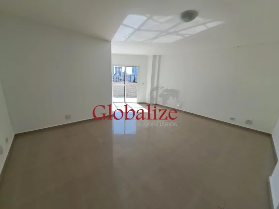 Imagem Cobertura à venda com 422m², 3 suítes, dependência, 3 vagas por R$1.200.000,00 na Ponta da Praia em Santos