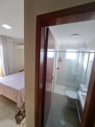 Imagem EXCELENTE APARTAMENTO PARA LOCAÇÃO NA OCIAN!!! 2 dormitórios 1 suíte!