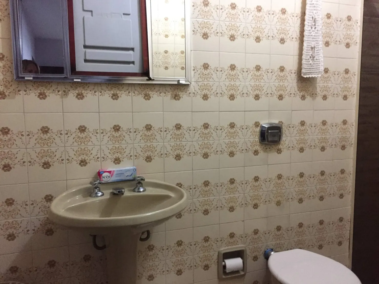 Imagem Casa à venda 2 Quartos, 2 Suites, 2 Vagas, 250M², Jardim Santa Luzia, Pindamonhangaba - SP