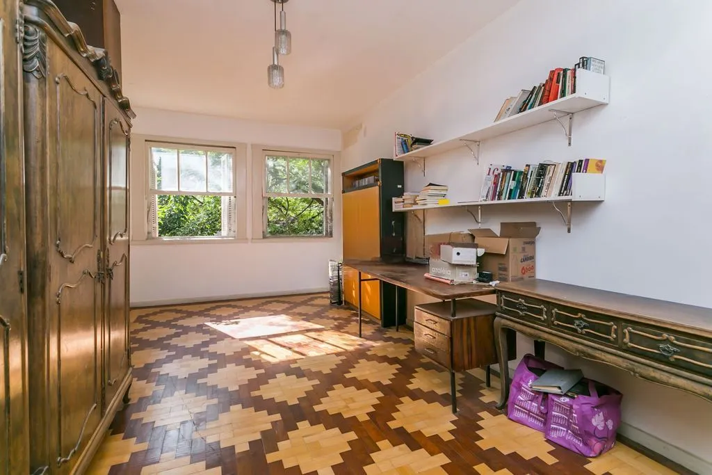 Imagem Casa 4 dorms à venda Rua Sinimbú, Petrópolis - Porto Alegre