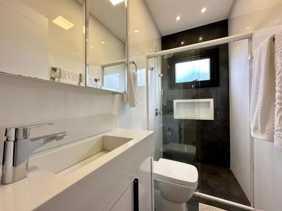 Imagem Casa em Condominio 4 Dormitórios - Bairro Dubai