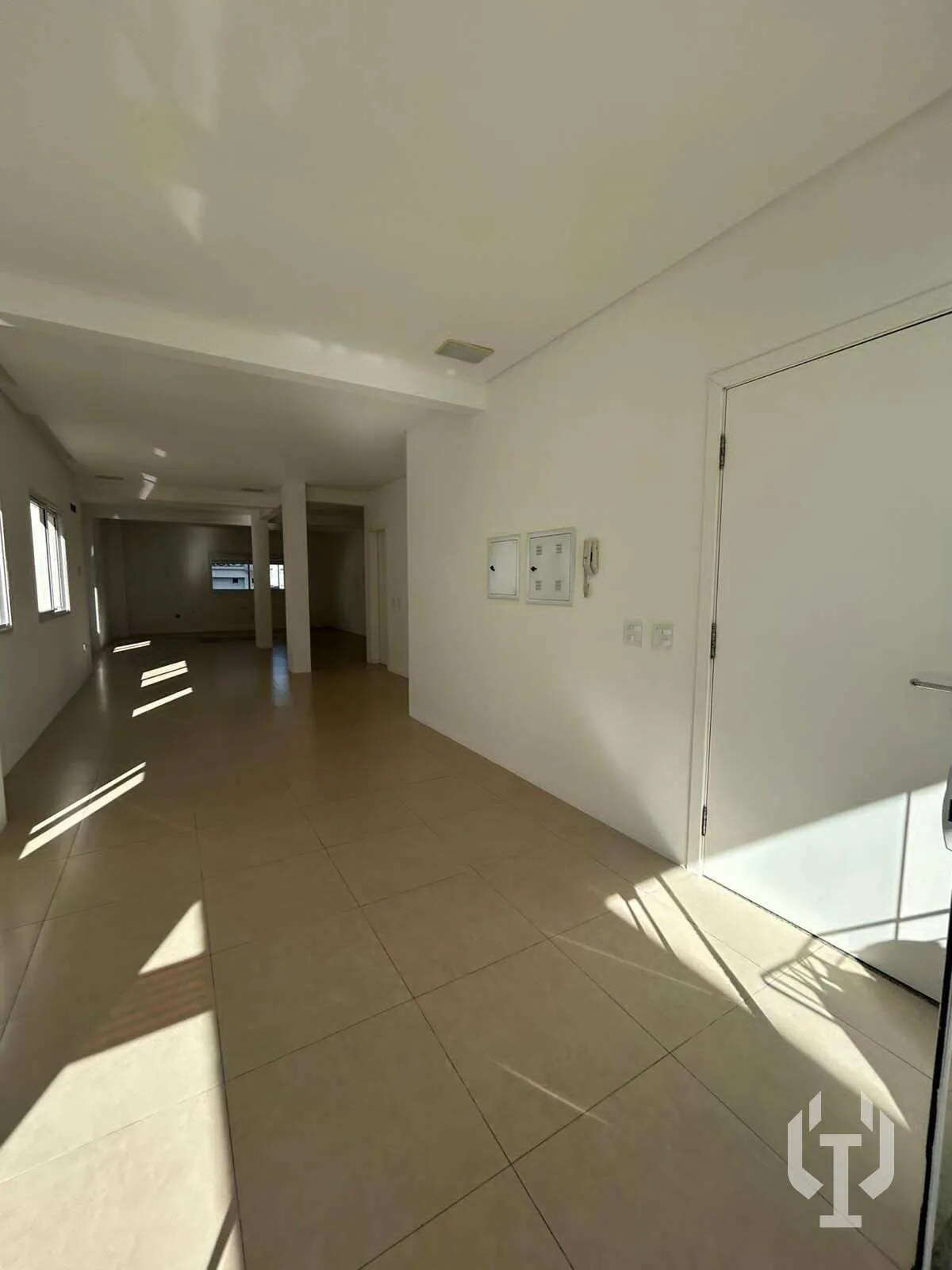 Imagem Apartamento à venda, no Norma Perfol, em Itapema, Centro, com 2 quartos, 220m2