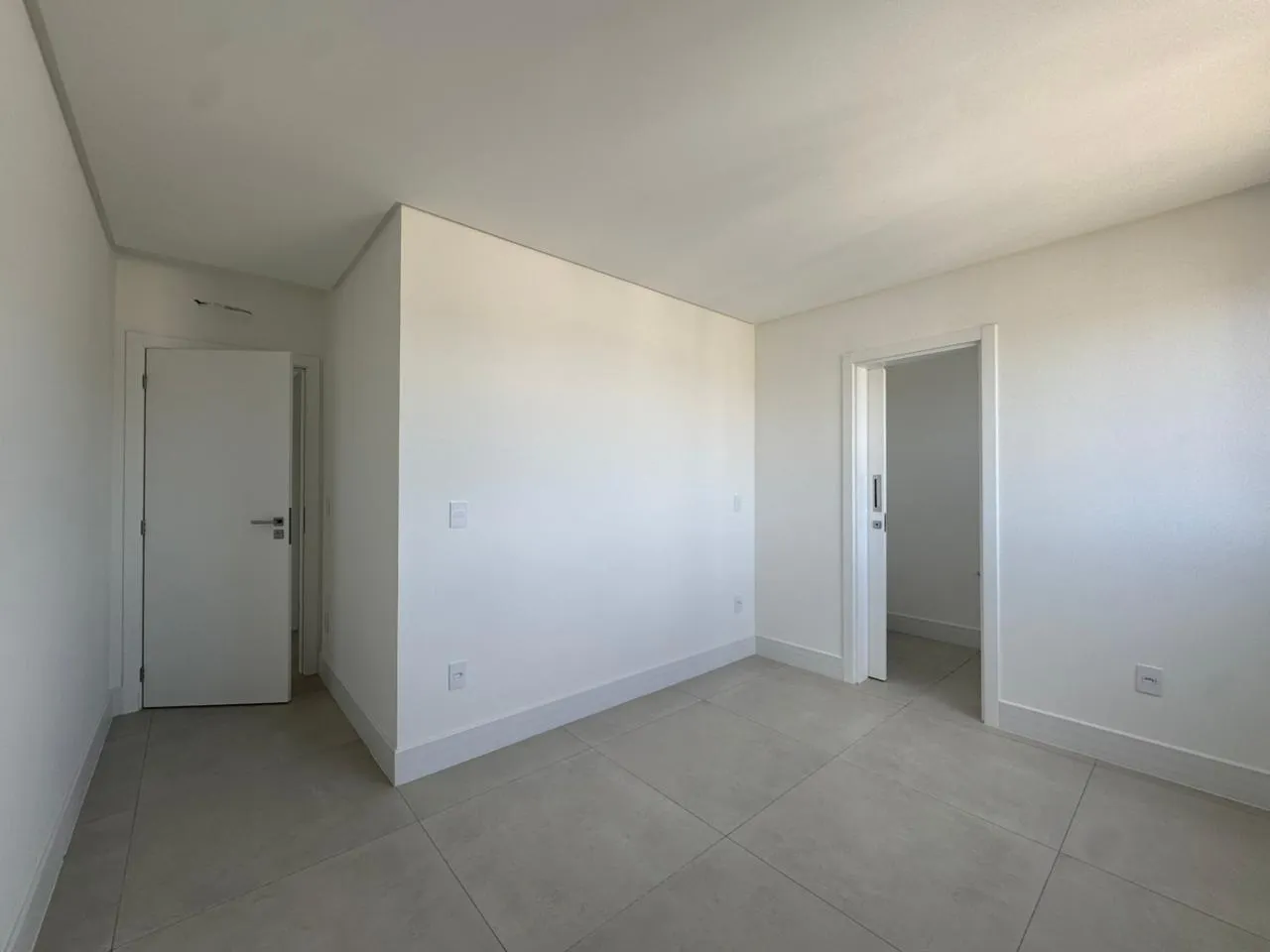 Imagem Apartamento com vista para o mar à venda com 115m2 por R$ 3.300.000,00