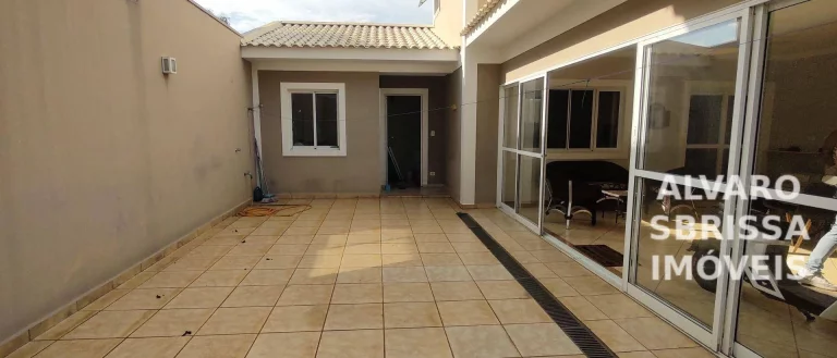 Imagem Casa com 3 suítes, 3 vagas cobertas, Condomínio Portal de Itu II, ITU SP, 245m²ac, 300m²at. Estuda permuta, imóveis ou automóveis como parte de pagam
