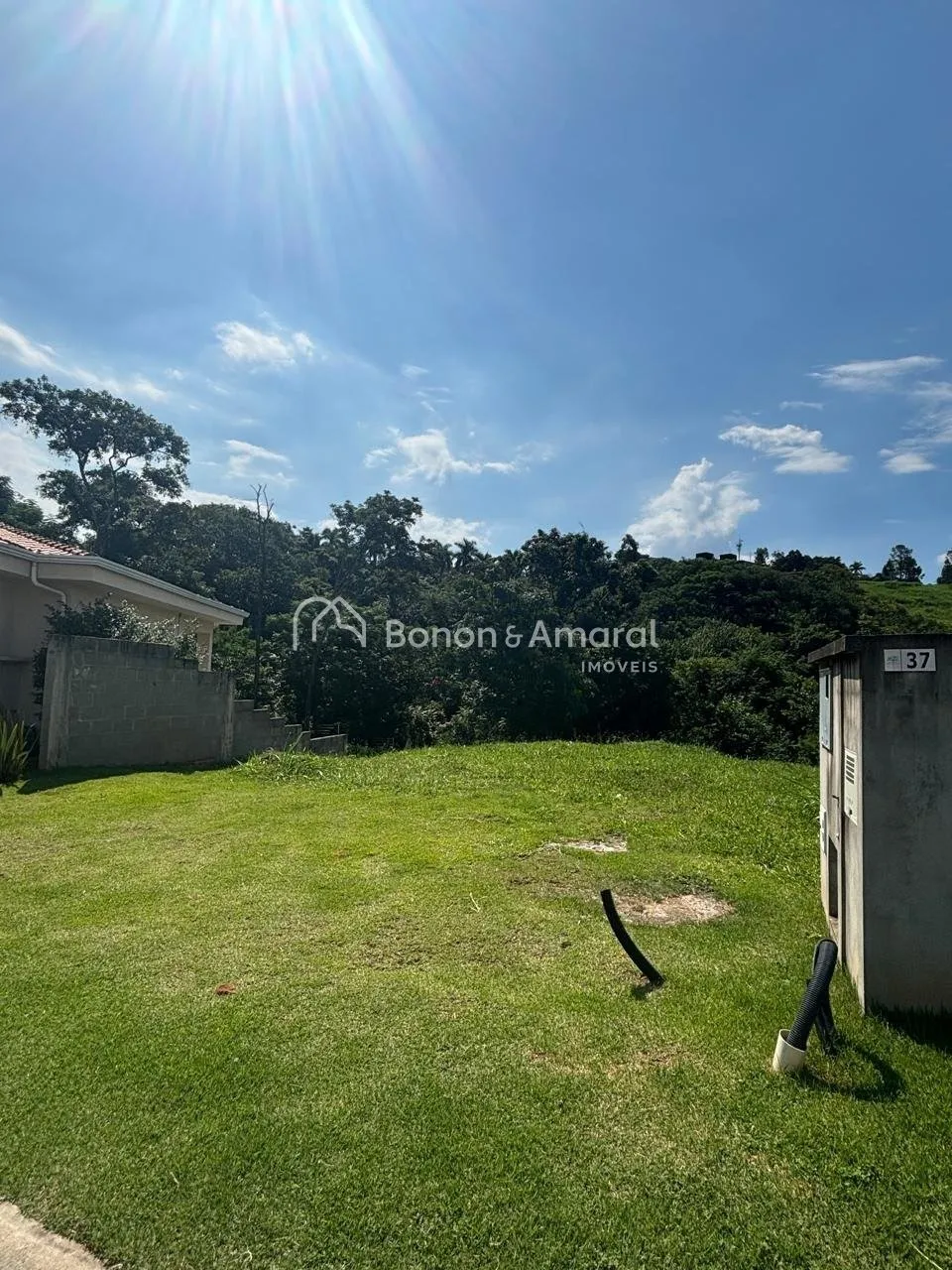 Imagem Lote/Terreno à Venda com 332 m² em Campinas/SP