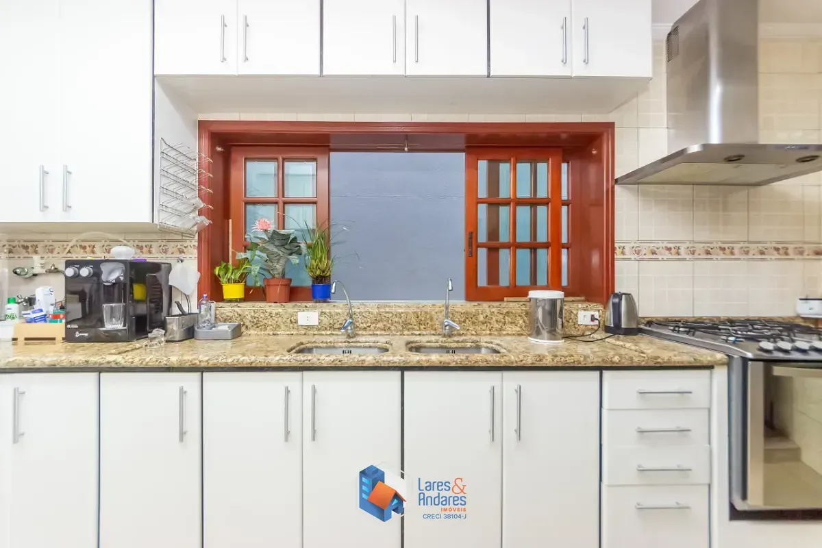 Imagem Sobrado para venda em Freguesia do Ó com 3 quartos, sendo 3 suítes, 456m²