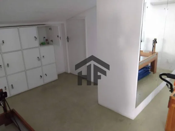 Imagem Casa de 330m² à venda, com 4 Quartos e 6 Salas, localizada no Poço, Recife - Pernambuco.