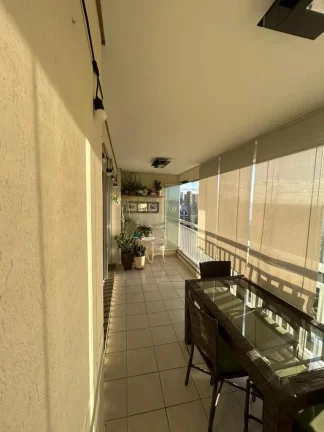 Imagem Impecável apartamento de 3 quartos, 3 suítes e 3 vagas no Portal do Morumbi, SP - 147m² de pura elegância!