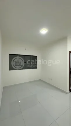 Imagem Casa padrão à venda no Vale do Sol, Parnamirim - Confira essa oportunidade!