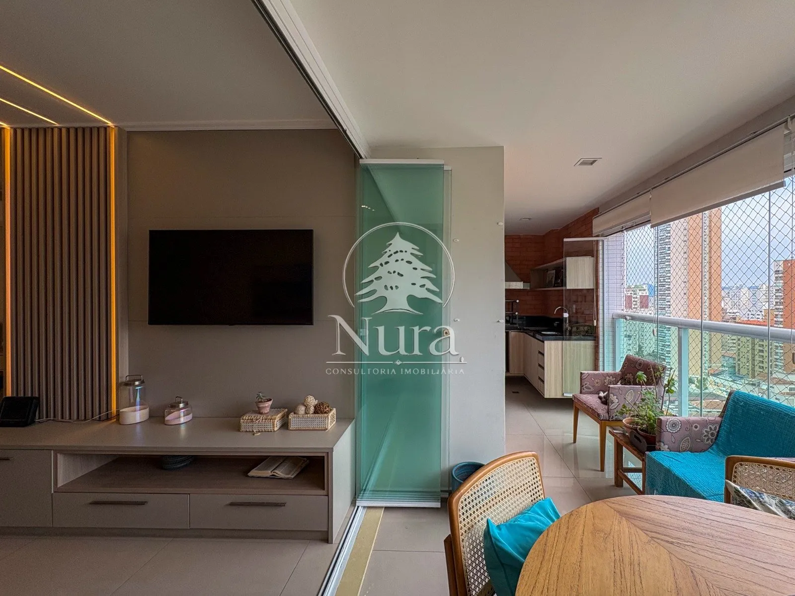 Imagem Apartamento de 2 quartos, 119m² no bairro Embaré, em Santos