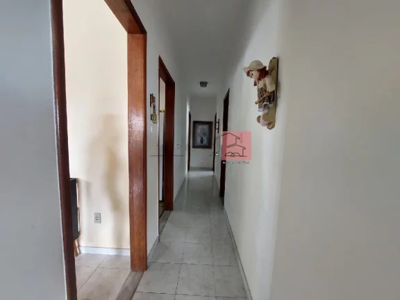 Imagem Casa para Venda em Maricá/RJ - 3 Dorm. 155 m2 Área Útil