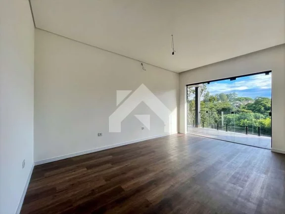 Imagem Casa de Condomínio em Golf Gardens - Carapicuíba