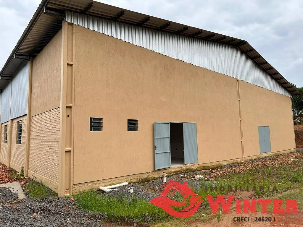 Imagem Pavilhão com 720m2 em frente a RS 452.