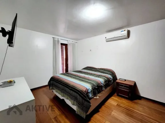 Imagem Casa de Condomínio em Alphaville - Santana de Parnaíba, SP