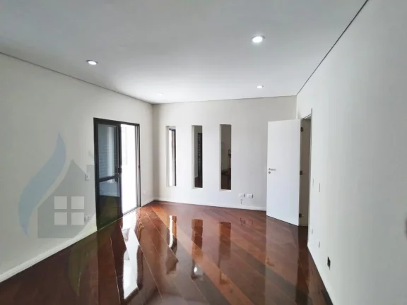 Imagem Cobertura com 4 suítes, 6 banheiros, 4 vagas, com 400m² em Chácara Inglesa, São Bernardo do Campo