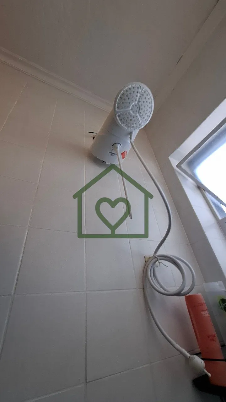 Imagem Apartamento 1 dormitório com vaga no Bairro Passo da Areia, logo atrás do Parque Germânia. Living...