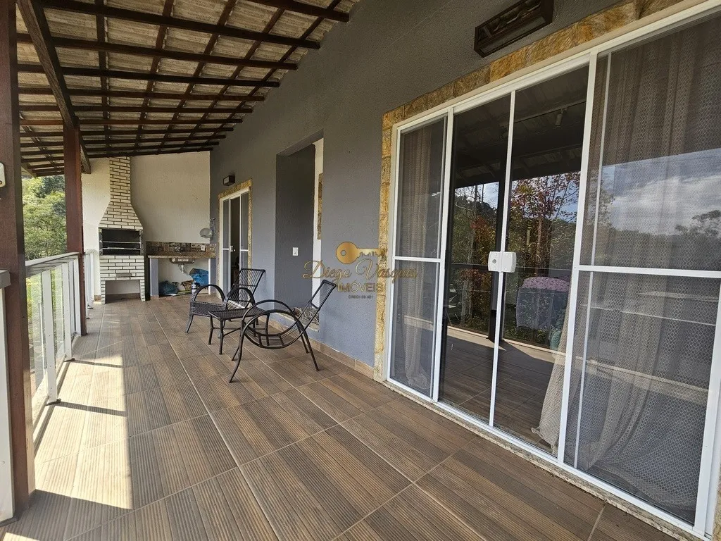 Imagem Casa em Condomínio para Venda em Teresópolis / RJ no bairro Vargem Grande