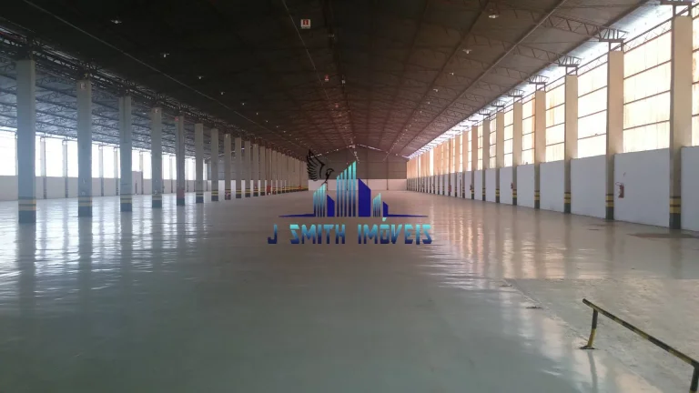 Imagem GALPÃO 10.000m² DE A.C.., em TERRENO 15.000m², 12 DOCAS. CASTELO BRANCO