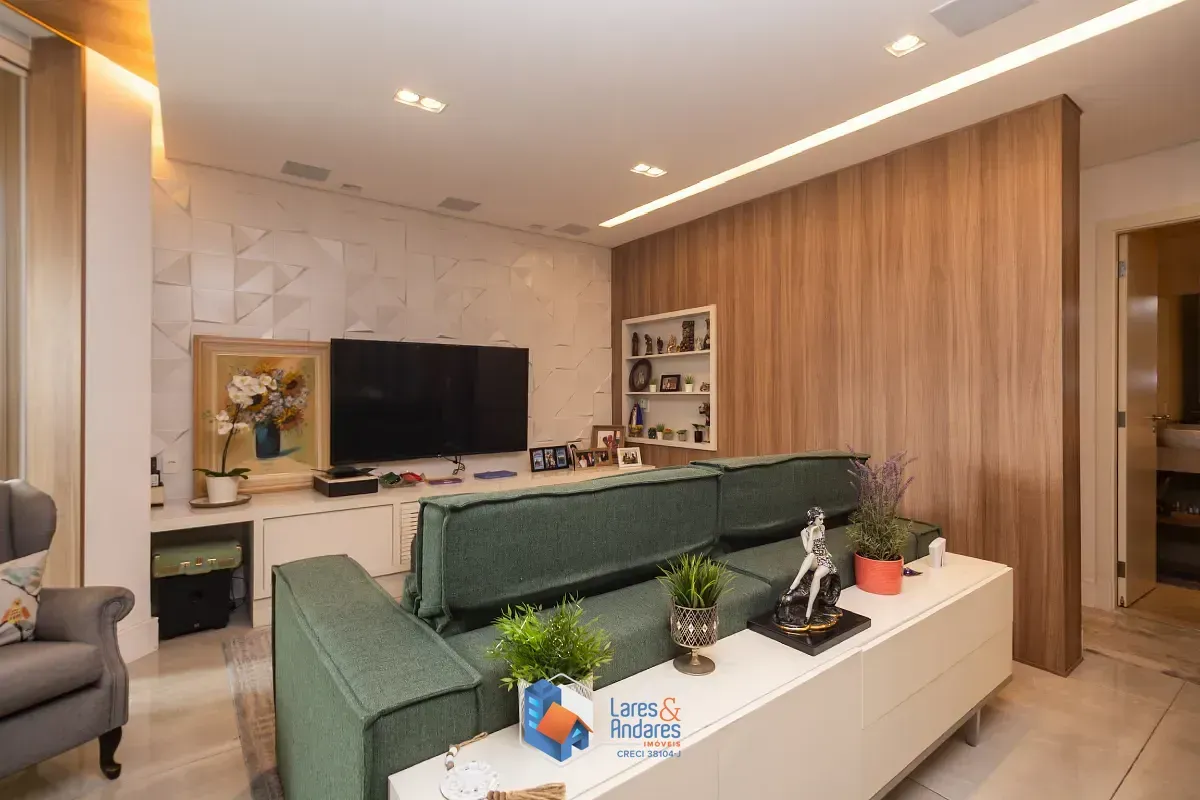 Imagem Apartamento para venda em Moema com 3 quartos, sendo 3 suítes, 121m²